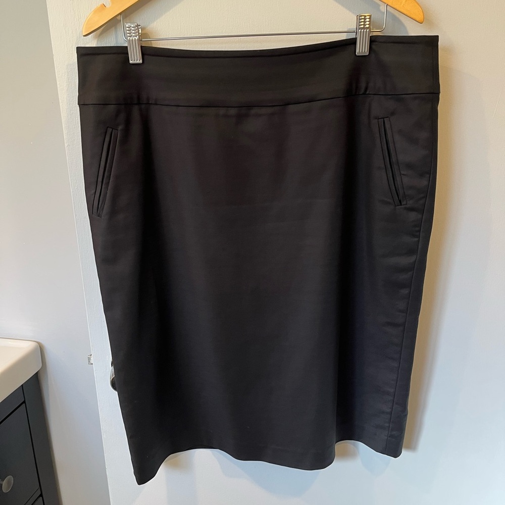 Cassis skirt with pockets